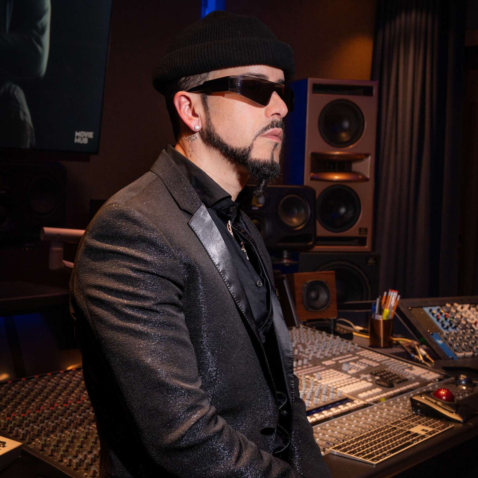 Yandel lanza el primer álbum de reguetón grabado en vivo junto a una orquesta sinfónica