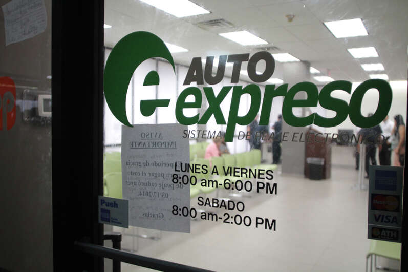 Advierten sobre esquema de fraude con mensajes de texto de AutoExpreso