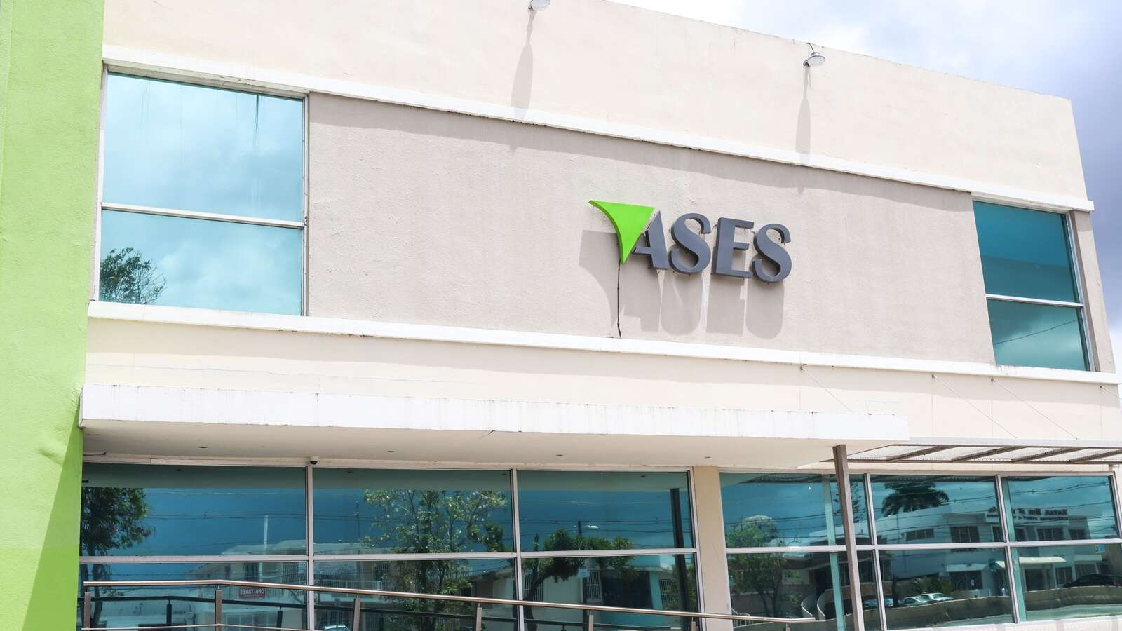 El “presupuesto balanceado” que la gobernadora presentó como un logro, ya no existe