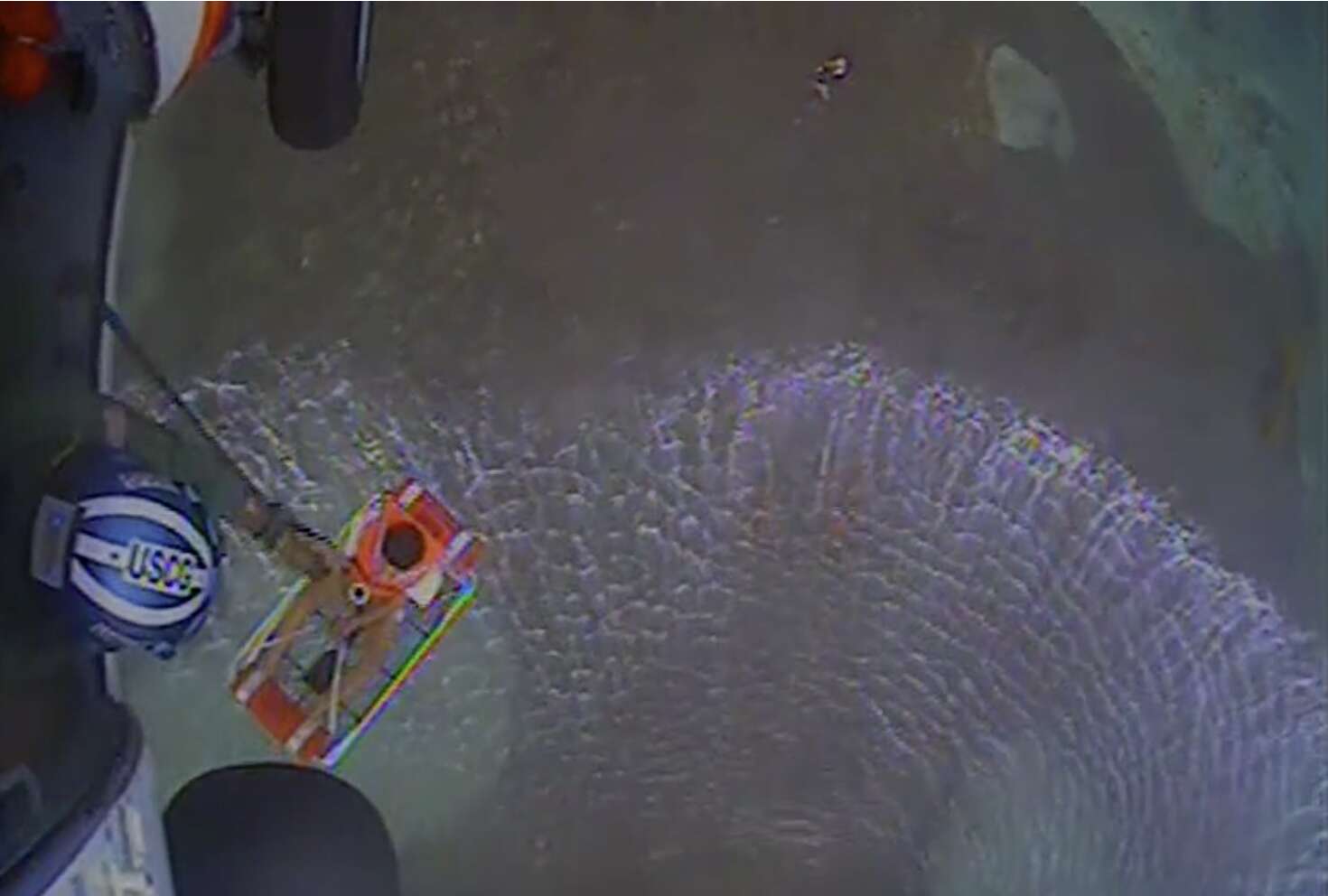 Rescatan a tres personas de bote averiado cerca a la costa de Guánica