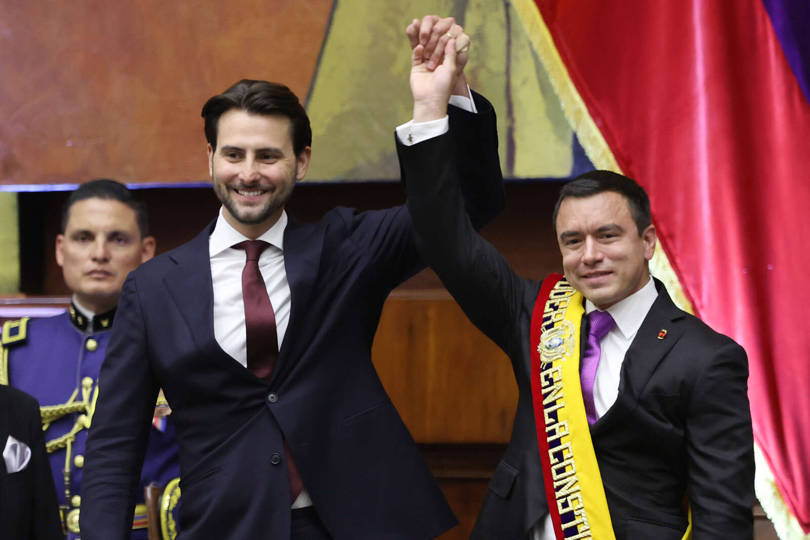Daniel Noboa jura como presidente de Ecuador para el período 2025-2029
