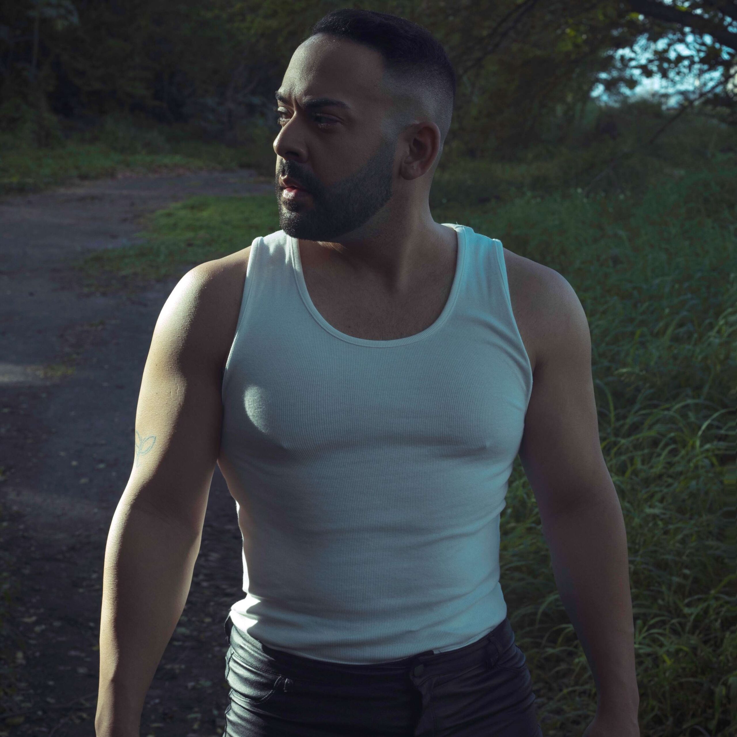 José Alfredo: Del duelo al deseo en “Mercurio retrógrado”