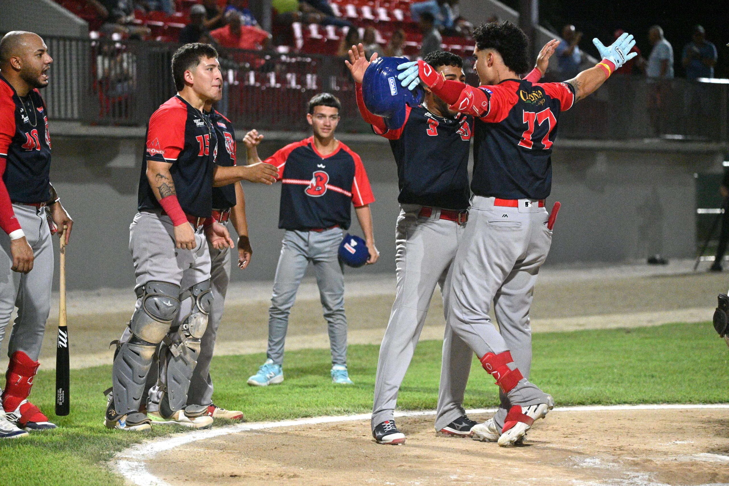 Los Bravos ganan juego de reto y se adueñan del cuarto puesto en el Sur