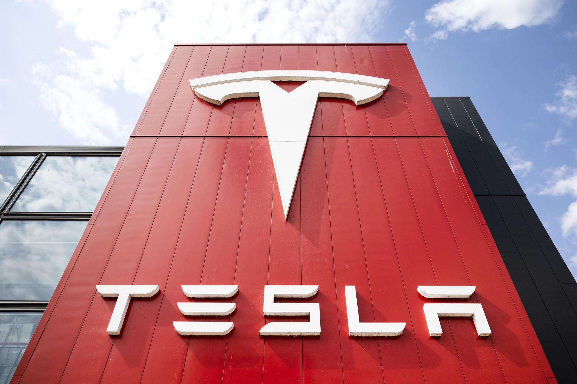 Musk anuncia que Tesla desplegará diez ‘robotaxis’ en Austin, Texas a finales de junio