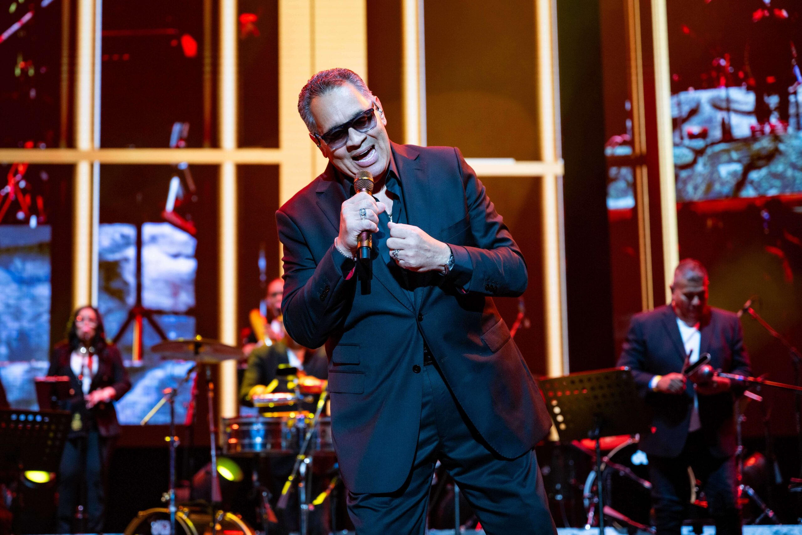 Tito Nieves celebró por todo lo alto sus 50 Años de trayectoria musical en el Choliseo