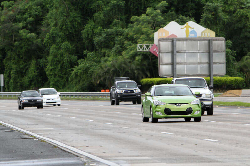 Cierra parte de la PR-52 por instalación de luminarias entre Caguas y Cayey