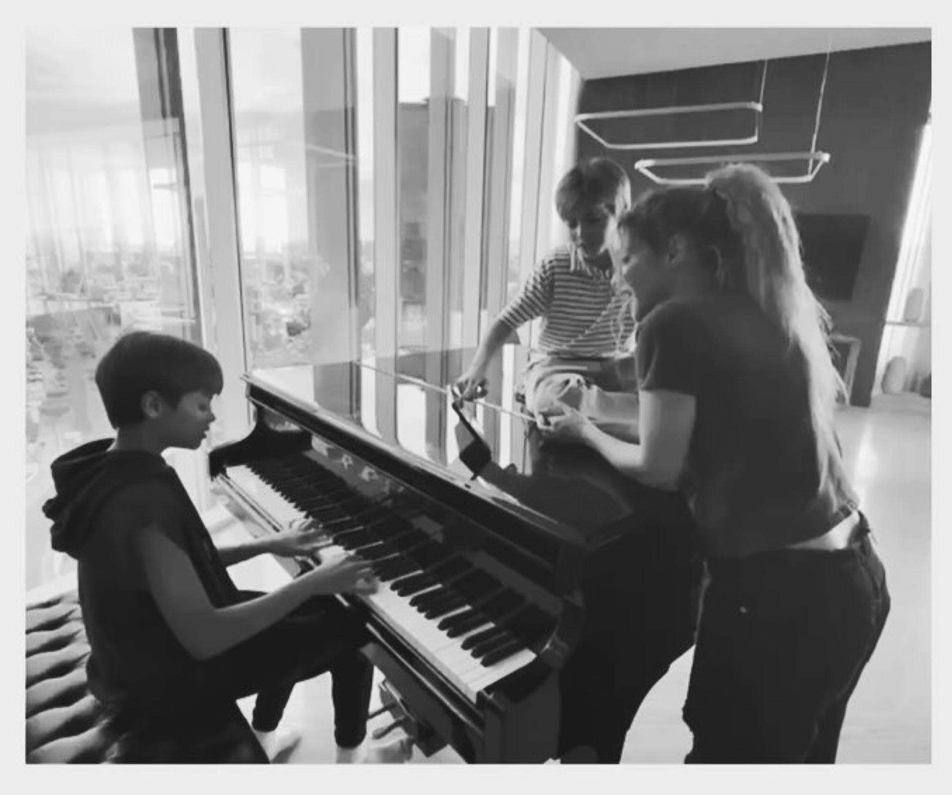 Los hijos de Shakira debutan en la música con el tema ‘The One’