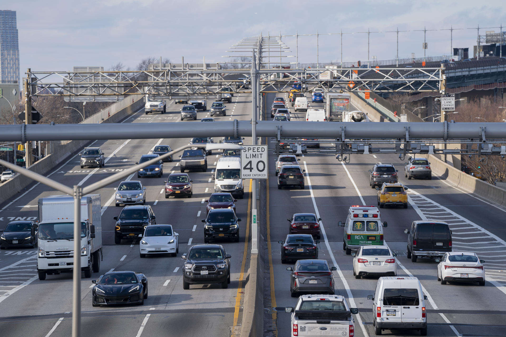 GM, Ford y Stellantis critican el acuerdo comercial con el Reino Unido