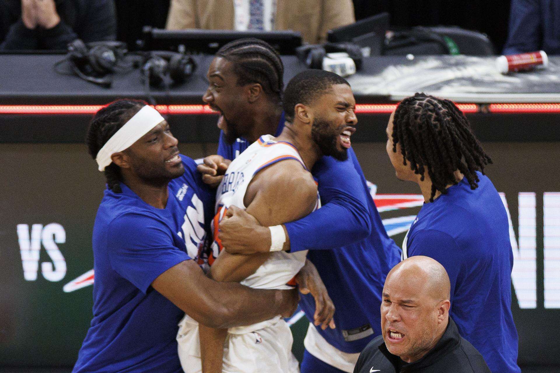 Los Knicks repiten la dosis para colocar a los Celtics contra las cuerdas