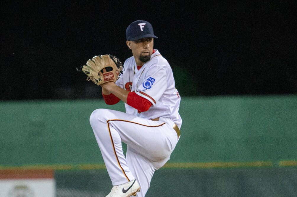 Avanzan los campeones Titanes y el Norte tiene los cuatro clasificados