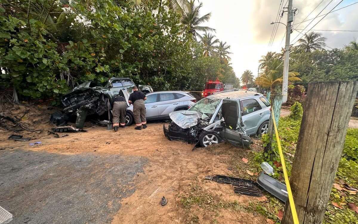 Choque entre tres carros obliga a cerrar tramo de la PR-187