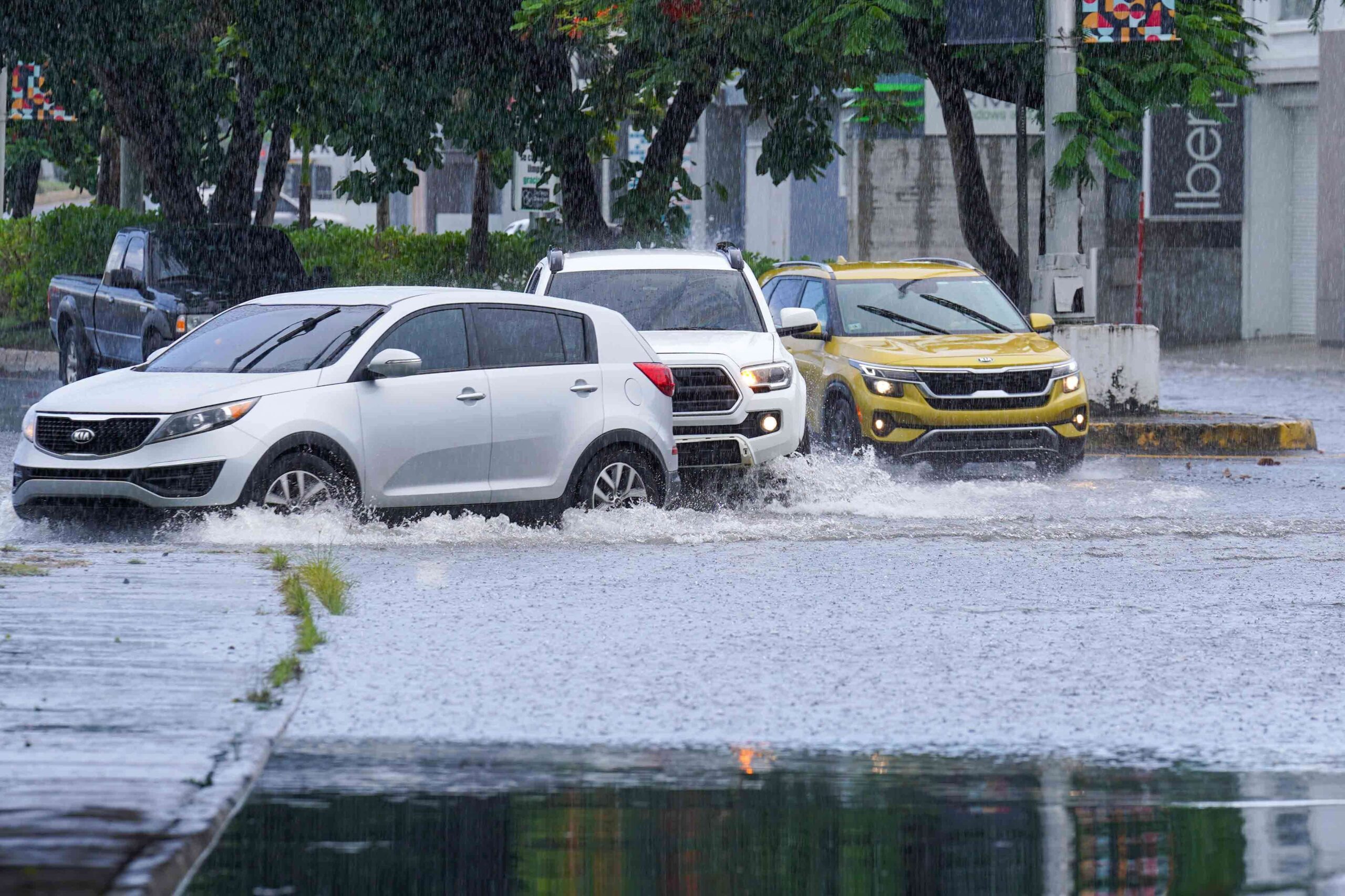 Las lluvias y tormentas eléctricas continuarán afectando principalmente el este de Puerto Rico