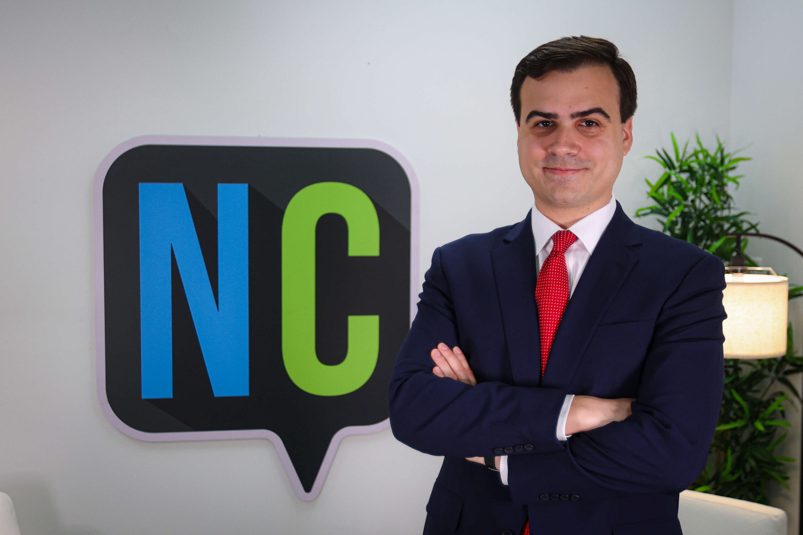 Pablo José Hernández divide la refundación del PPD en nueva estructura, filosofía y liderato