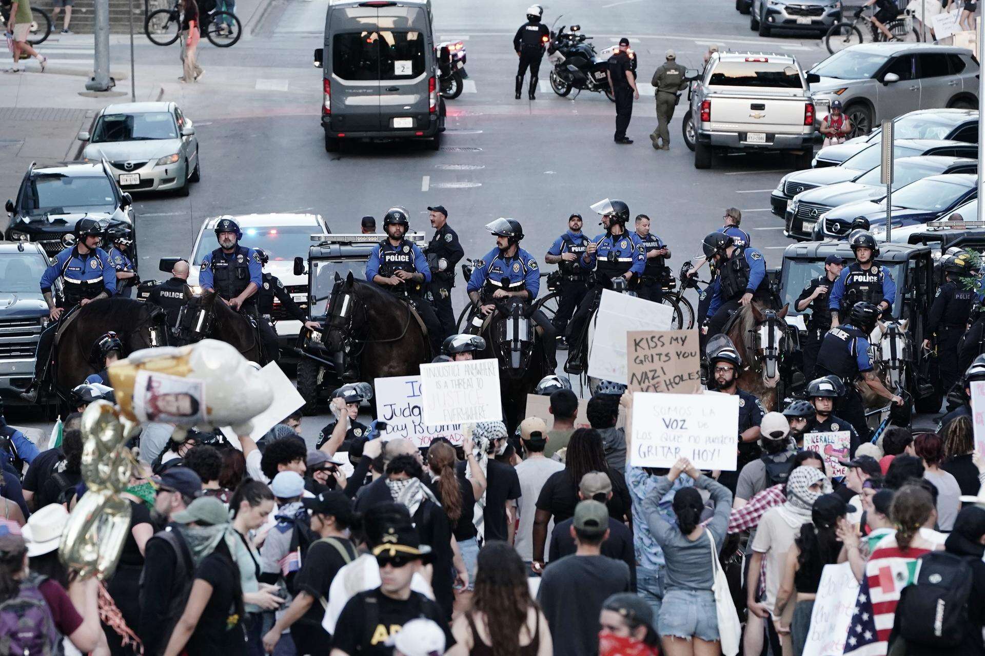 Trump envía 700 militares a Texas, Florida y Luisiana como apoyo en operativos migratorios