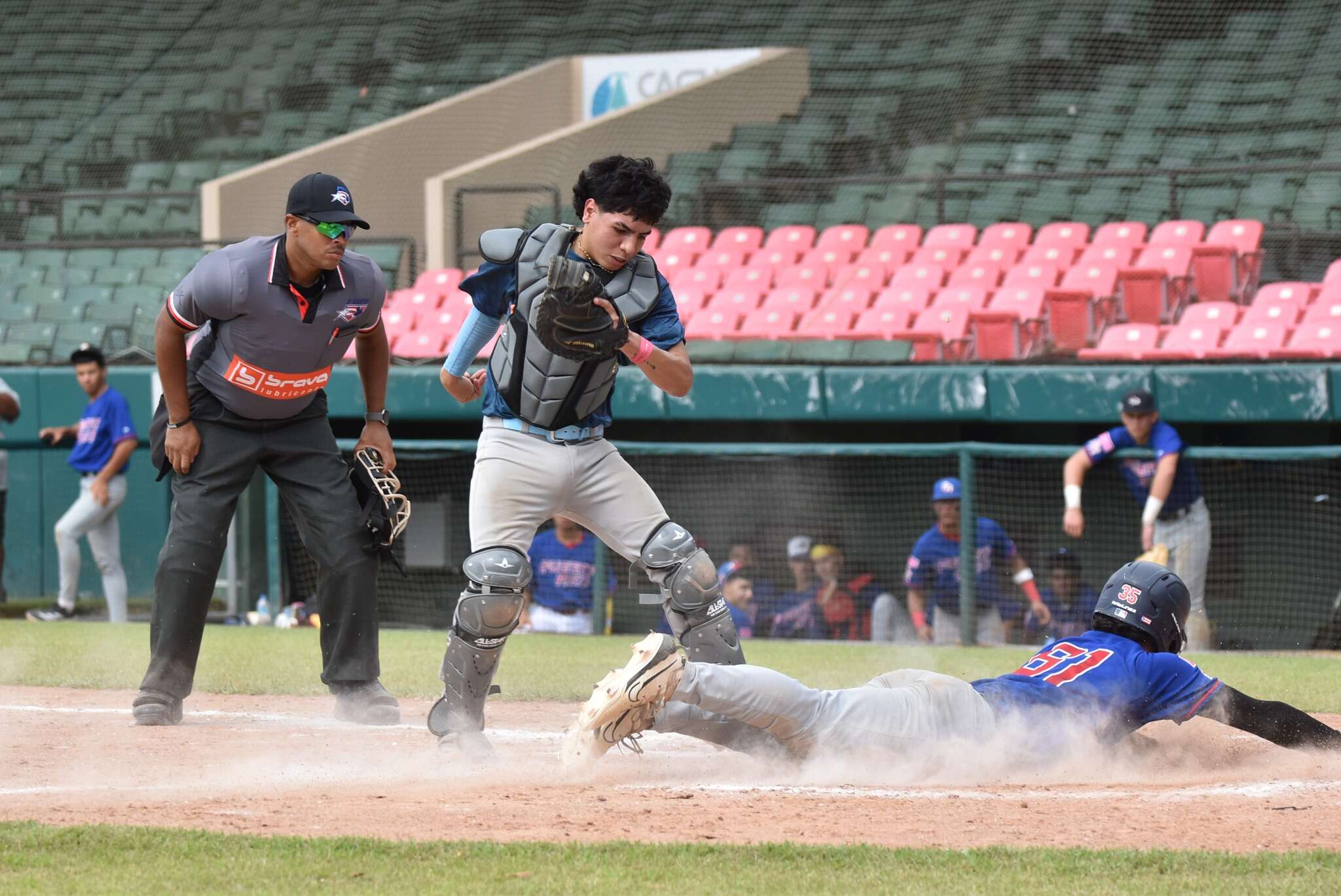 Exitosa la primera jornada del Torneo Colegial de Verano de béisbol