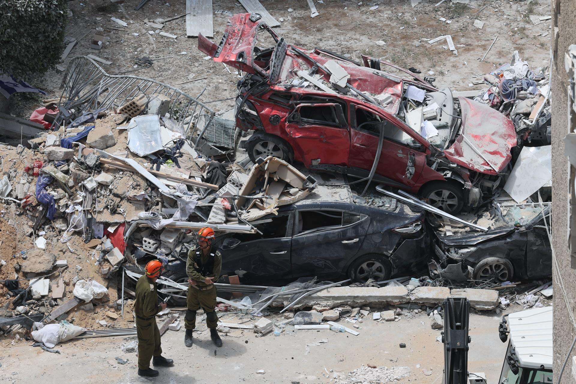 Israel e Irán no cesan sus ataques ni atienden los reclamos de un alto al fuego