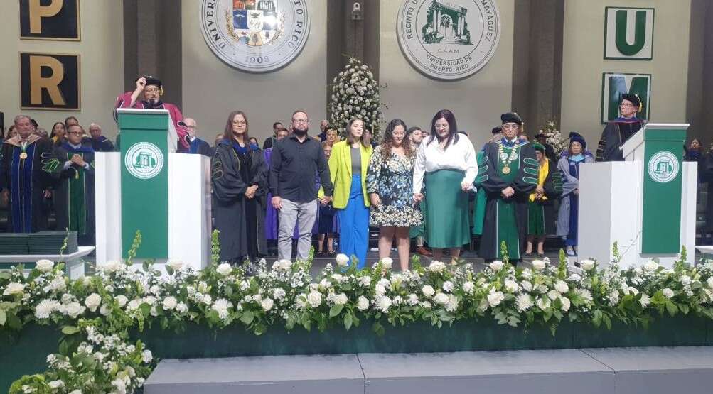 Estudiante fallecido en accidente recibe grado póstumo del RUM