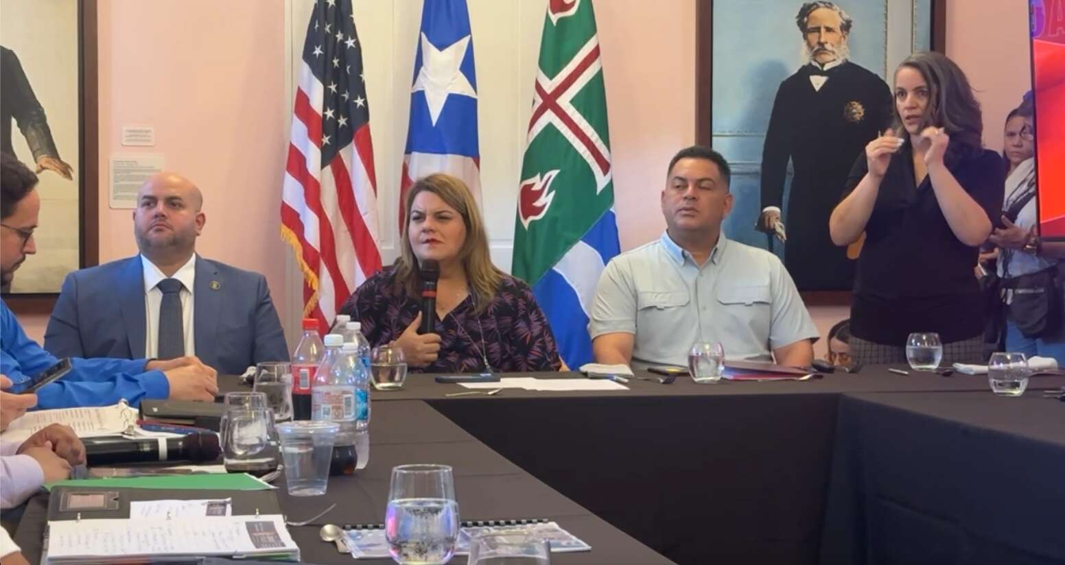 Jenniffer González responde con firmeza a las críticas de Pedro Pierluisi