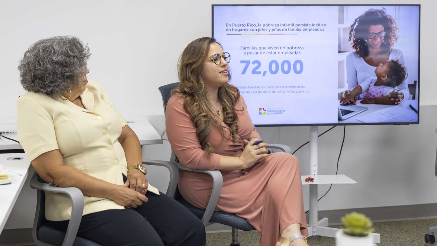 Demasiadas familias luchan por llegar a fin de mes, señala estudio del IDJ