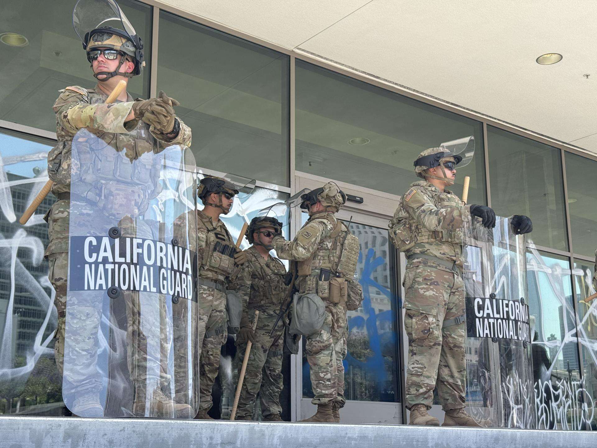 Unos 700 marines se unen al despliegue de la Guardia Nacional en Los Ángeles