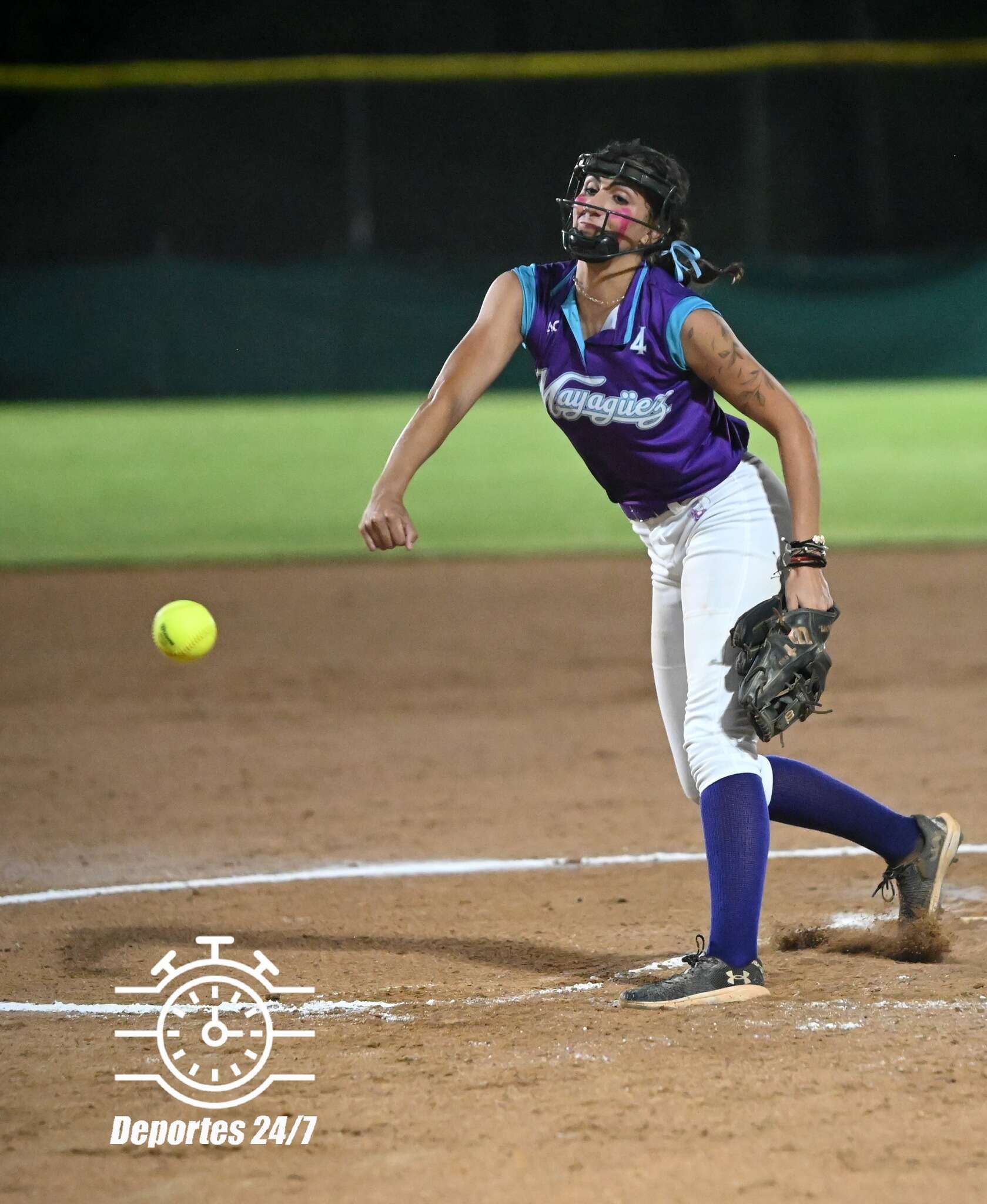 Sobresalen las lanzadoras de las Indias en el sóftbol femenino