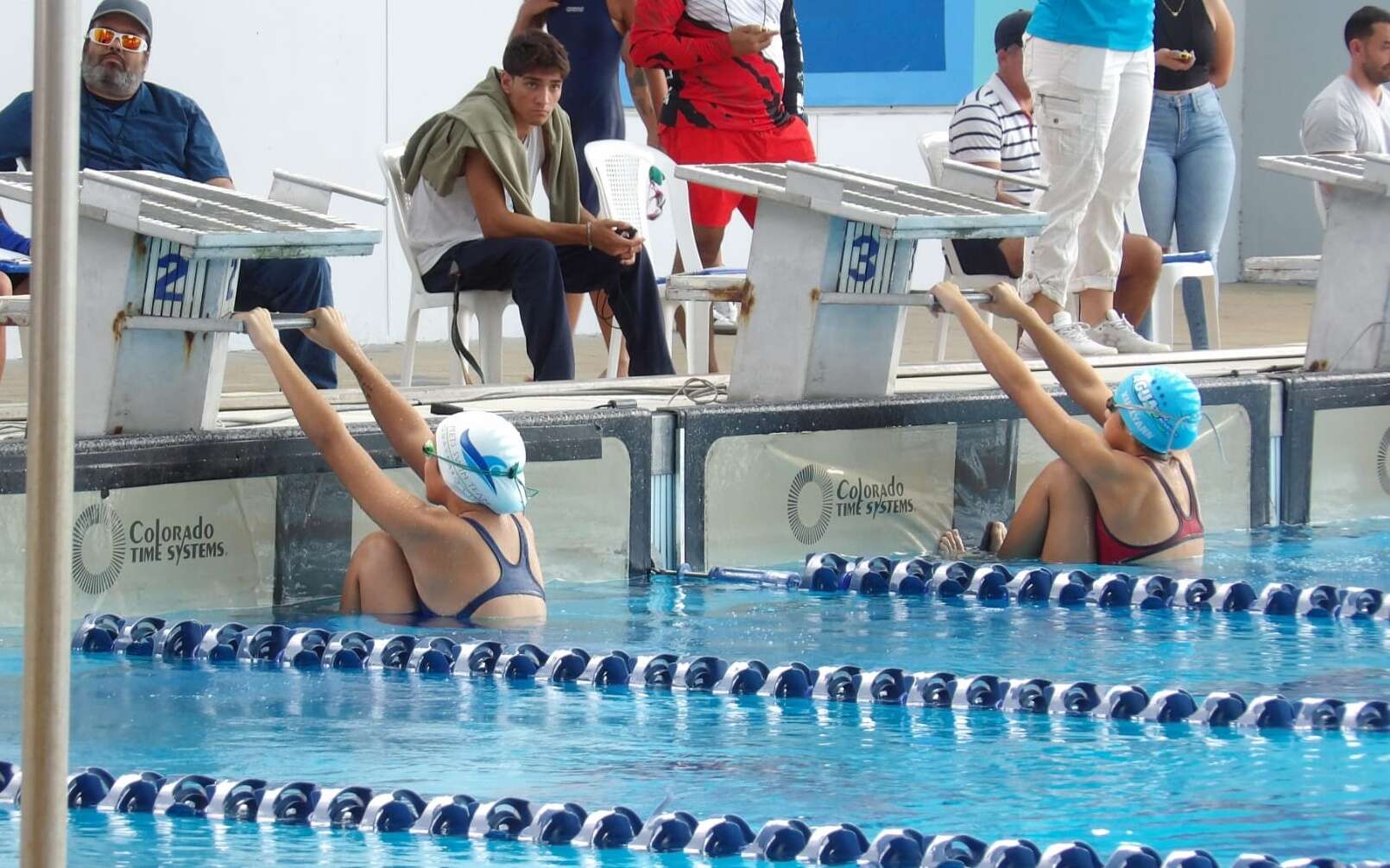 Loyola dominó el campeonato nacional de natación de menores