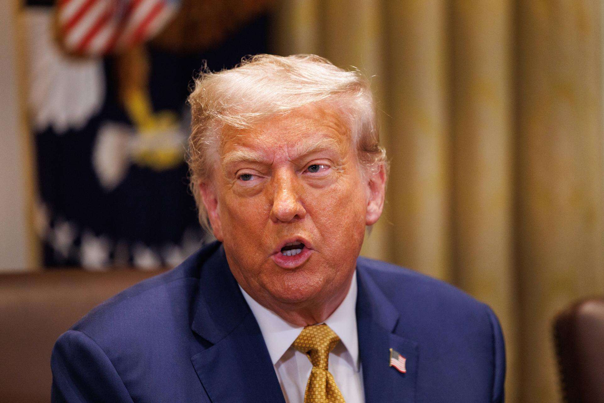 Trump se enfurece al ser preguntado por Epstein: «¿Todavía hablamos de este asqueroso?»