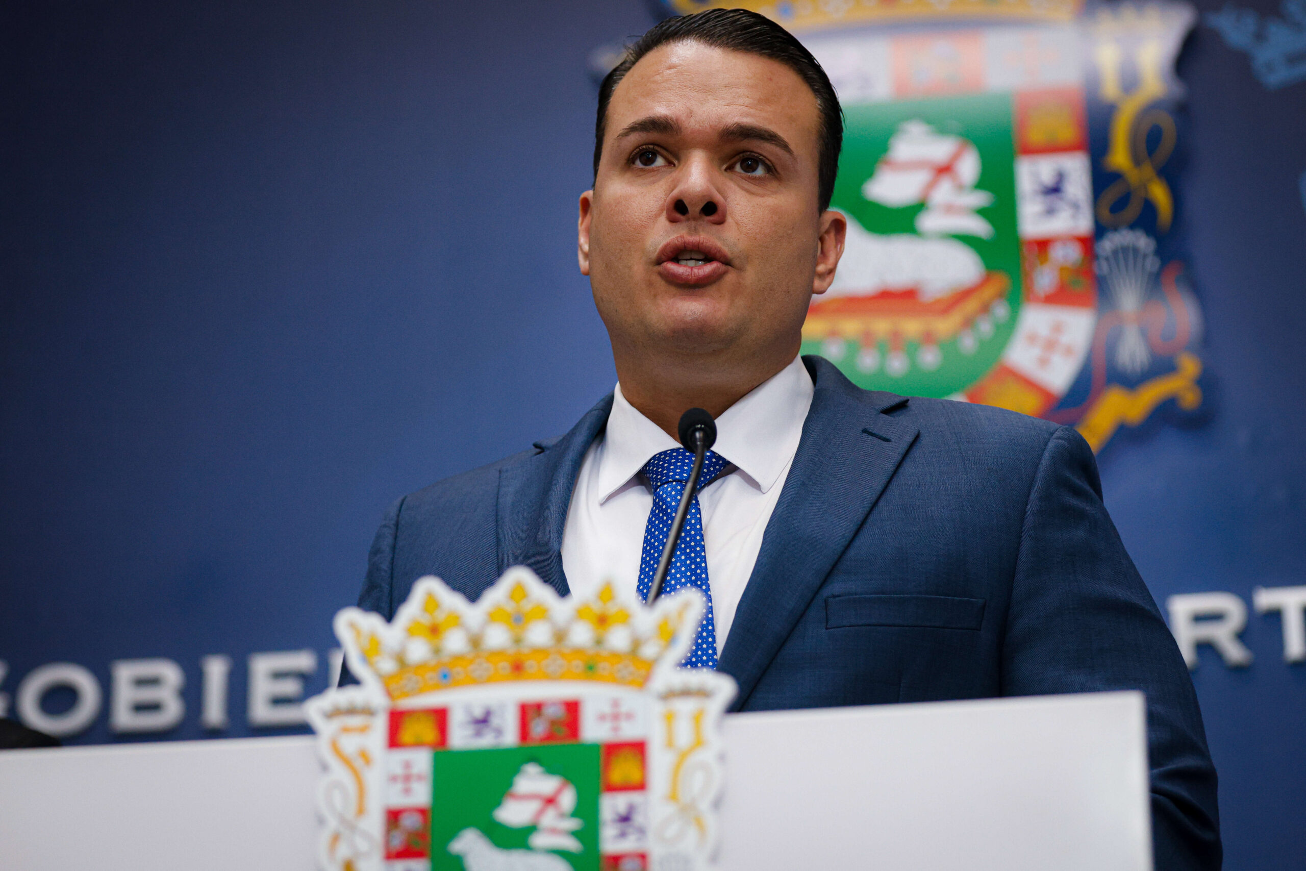 Gobernadora avala el aumento permanente en la tarifa de luz