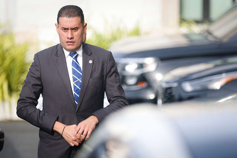 Gobernadora ve con buenos ojos que las Cavernas del Río Camuy pasen a una APP