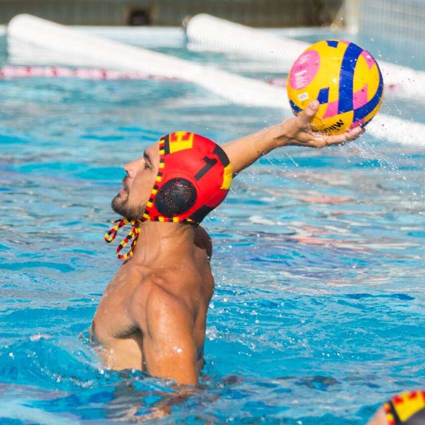 Continúa el torneo de polo acuático con tres partidos este wikén