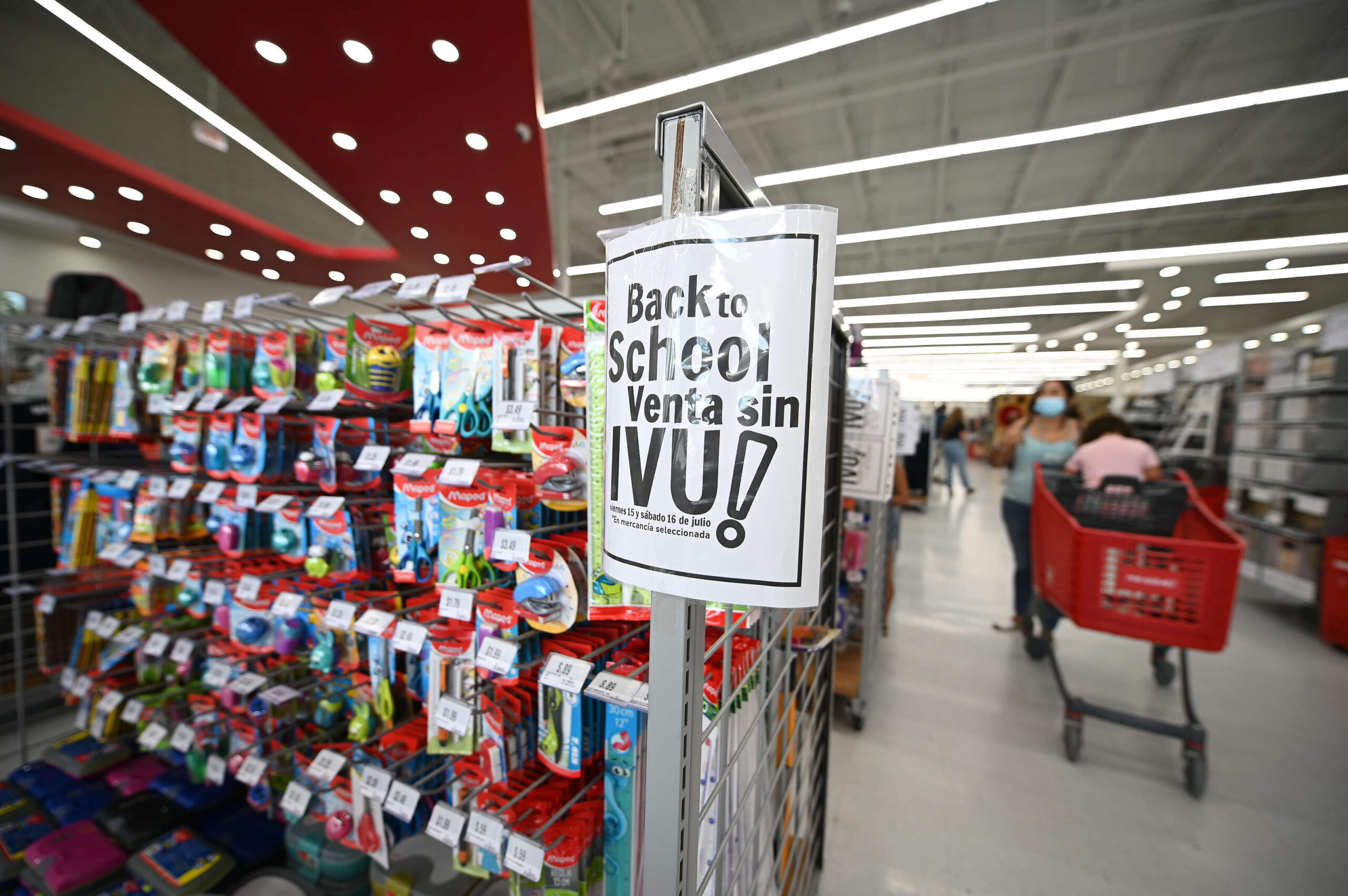 Hoy y mañana será el periodo de compras sin IVU en artículos escolares
