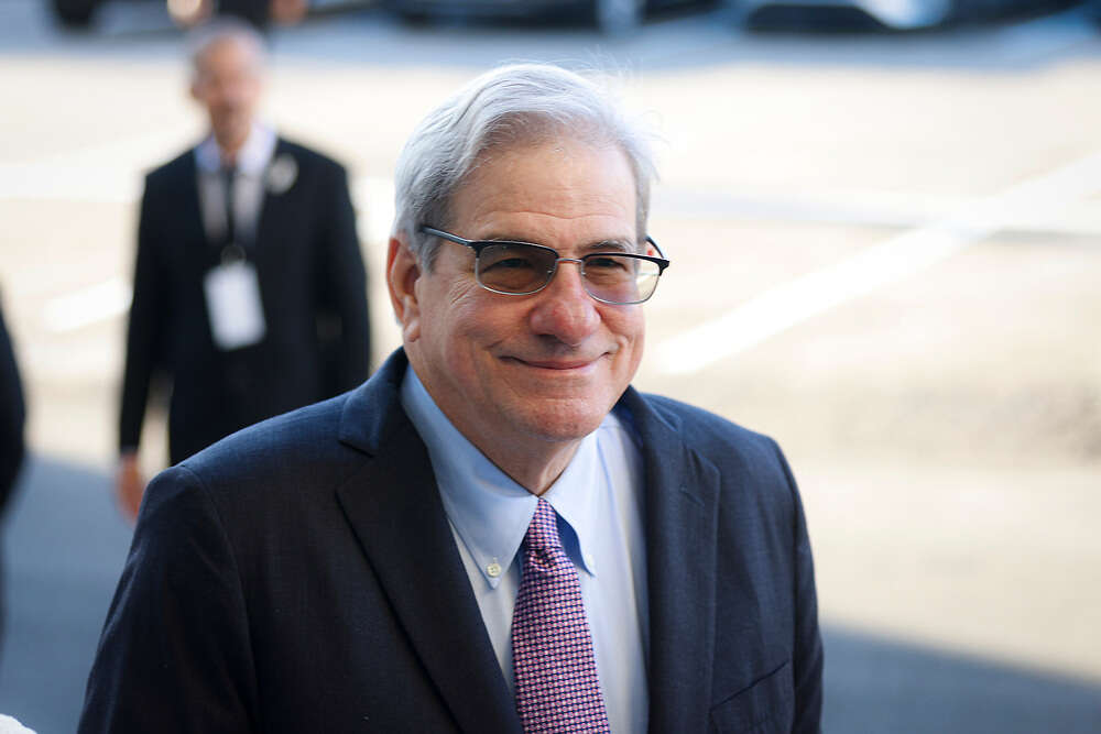 Gobierno contrata a Carlos Pesquera para que emita un informe pericial de las deficiencias de la AAA