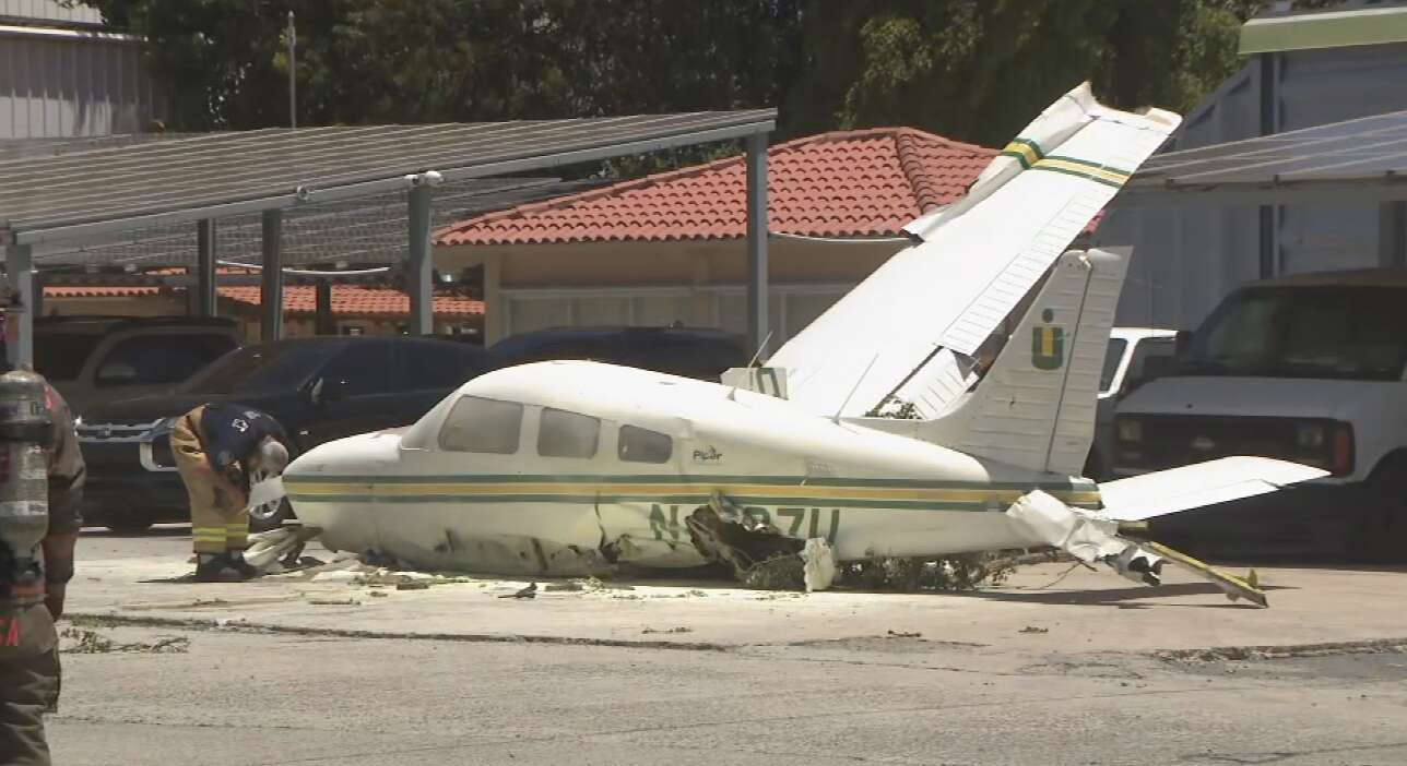 Avioneta se accidenta en Isla Grande en medio de aterrizaje de emergencia