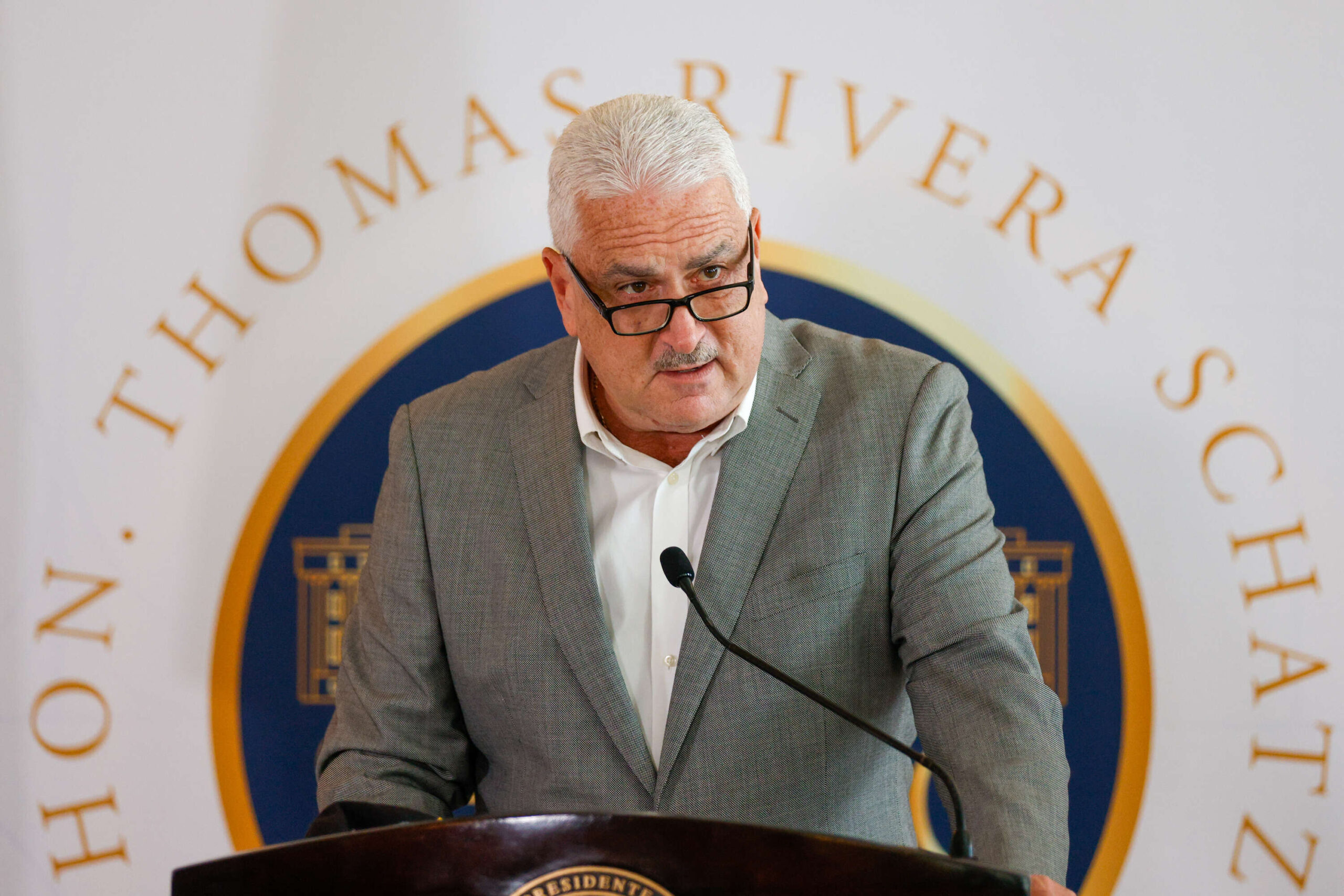 «Se los dije», advirtió Rivera Schatz sobre tener a Víctor Ramos como secretario de Salud