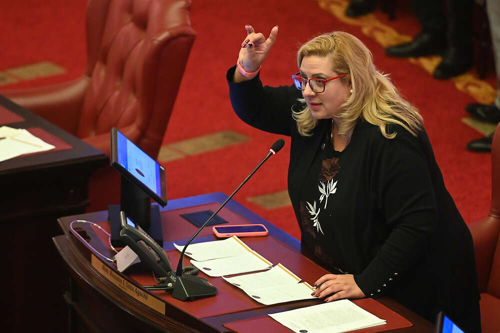 Comisión de Ética en el Senado evalúa un informe sobre Roxanna Soto