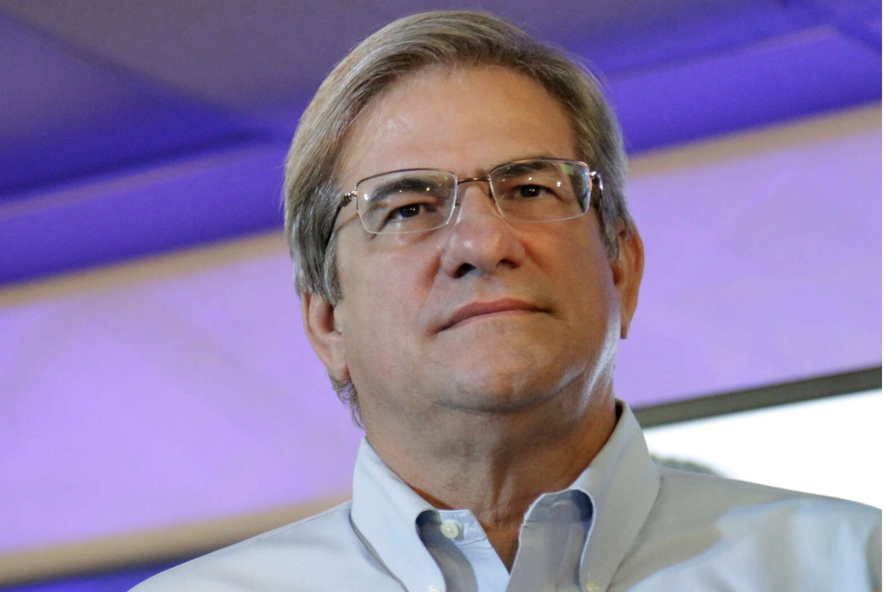 Carlos Pesquera dice que no cobrará, pero sí facturará por recursos externos