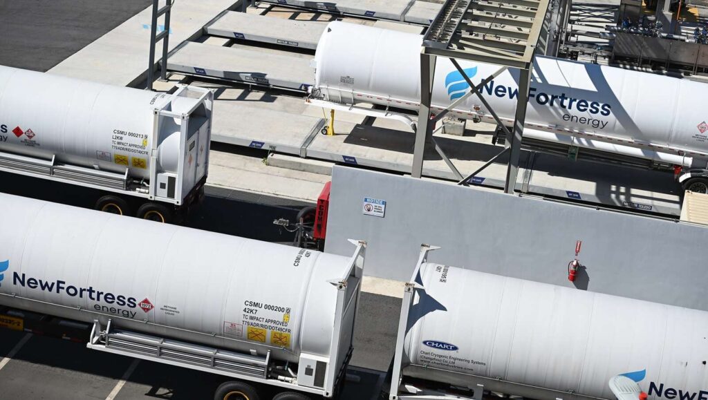 Desestimación sumaria de recurso que pedía intervención con New Fortress