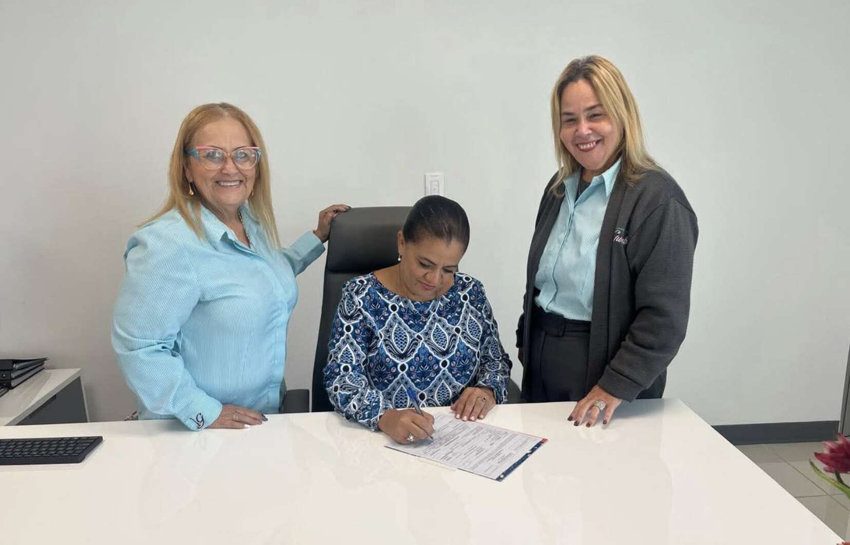 Vilmarie Peña asume oficialmente como alcaldesa de Gurabo