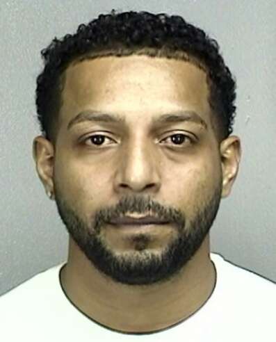 Presentan cargos contra hombre por apropiación ilegal del PUA