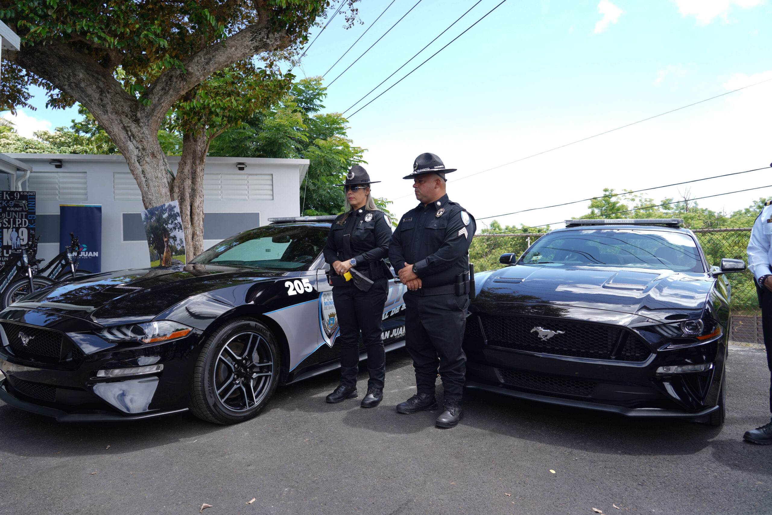 Alcaldes advierten que no pueden costear un alza de sueldo a policías