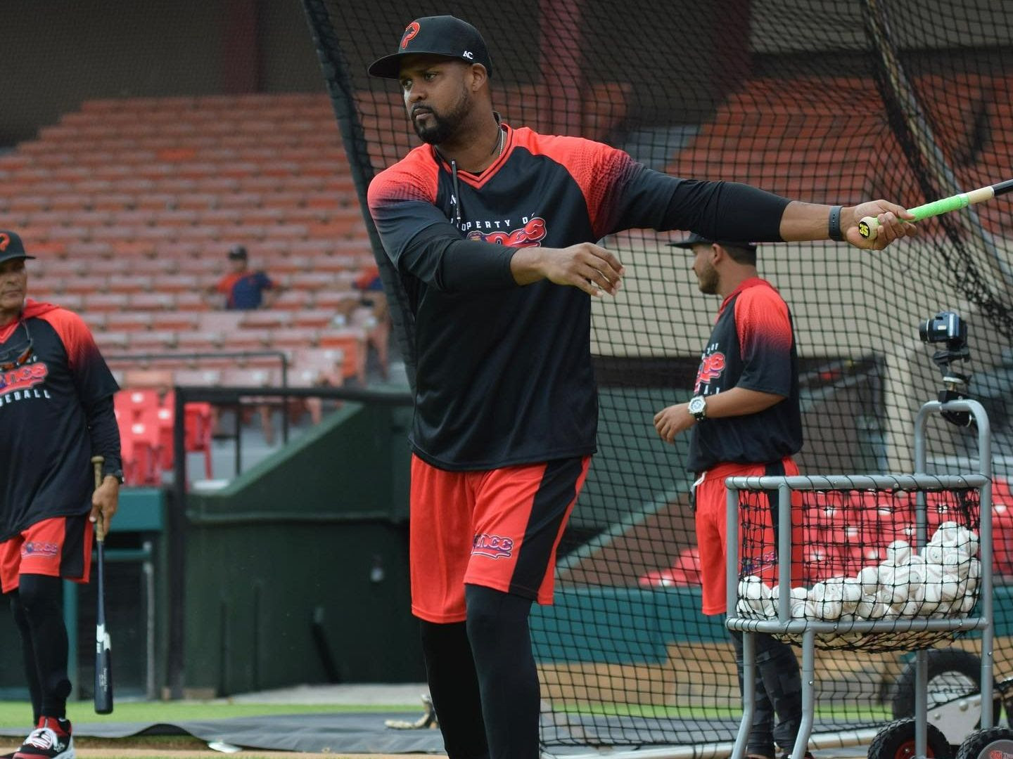 Los Leones definen cuerpo técnico para la temporada 2025-26