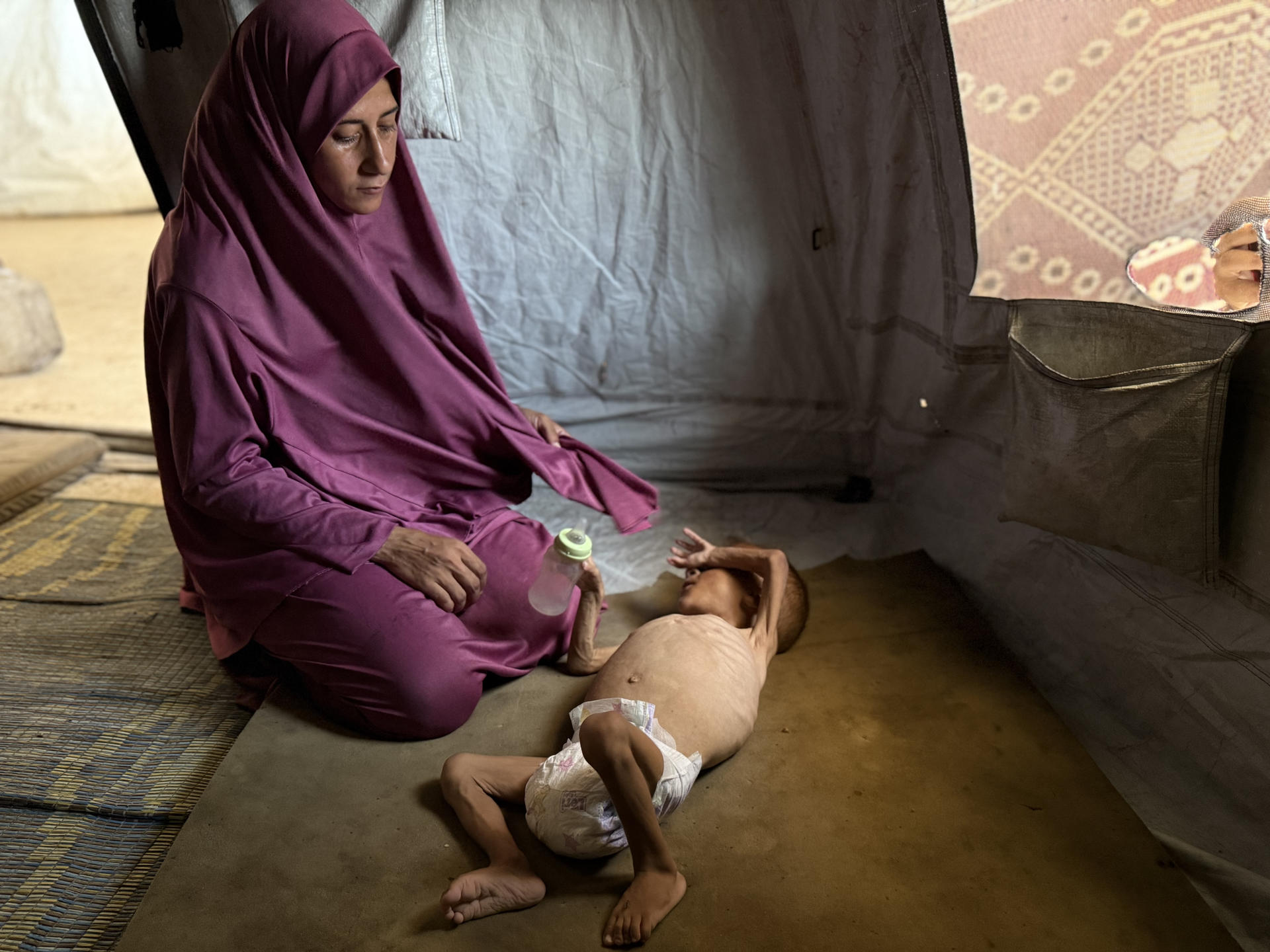 Ya son 425 los gazatíes muertos de hambre debido al bloqueo israelí de suministros