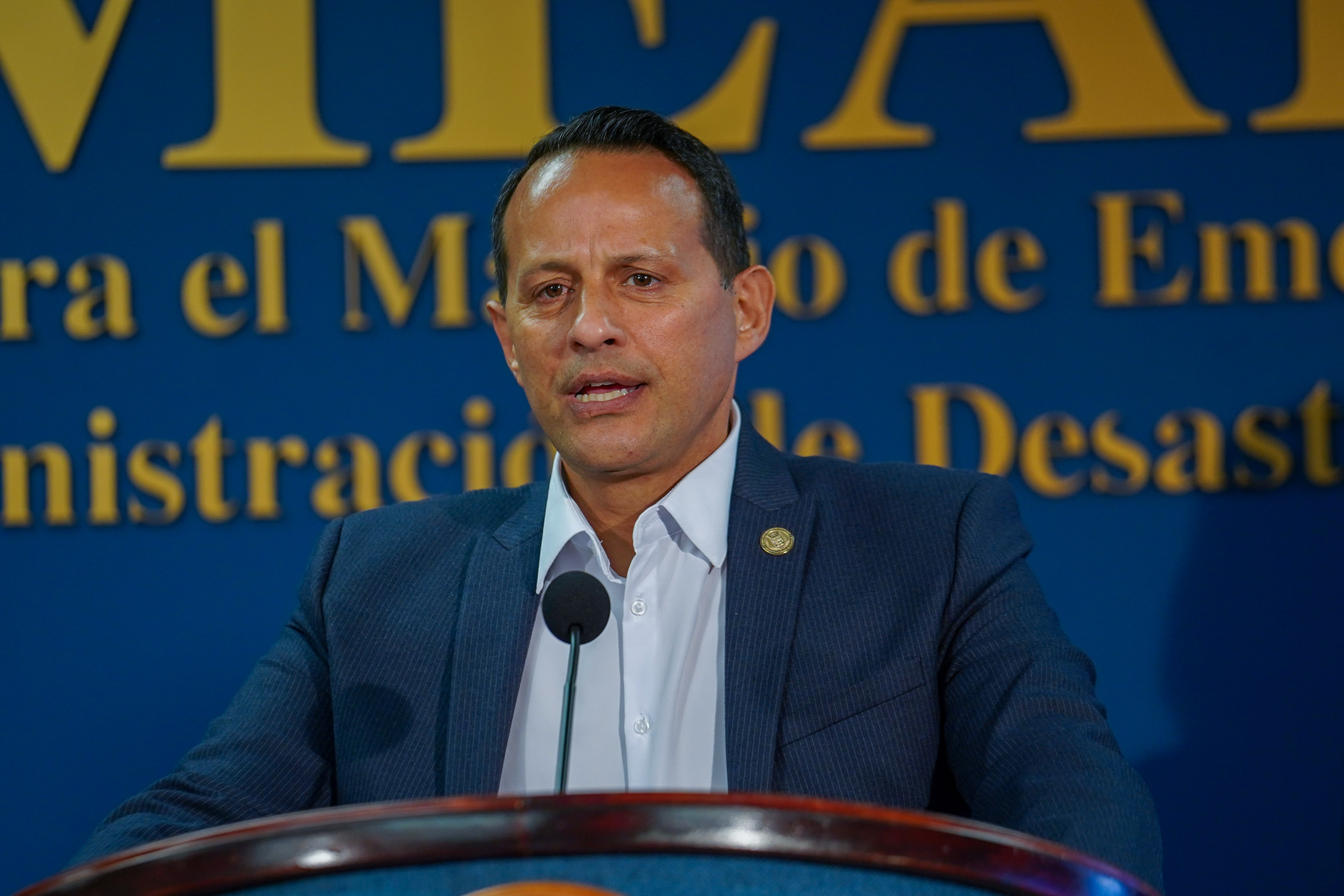 Alcalde Aguadilla emplaza a Arturo Garffer por retiro de fondos federales