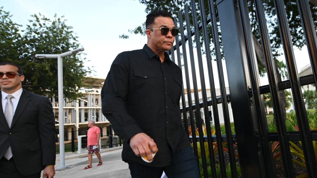 César Rodríguez Nieves, dueño de 24 Marketplace. (Juan R. Costa/NotiCel)