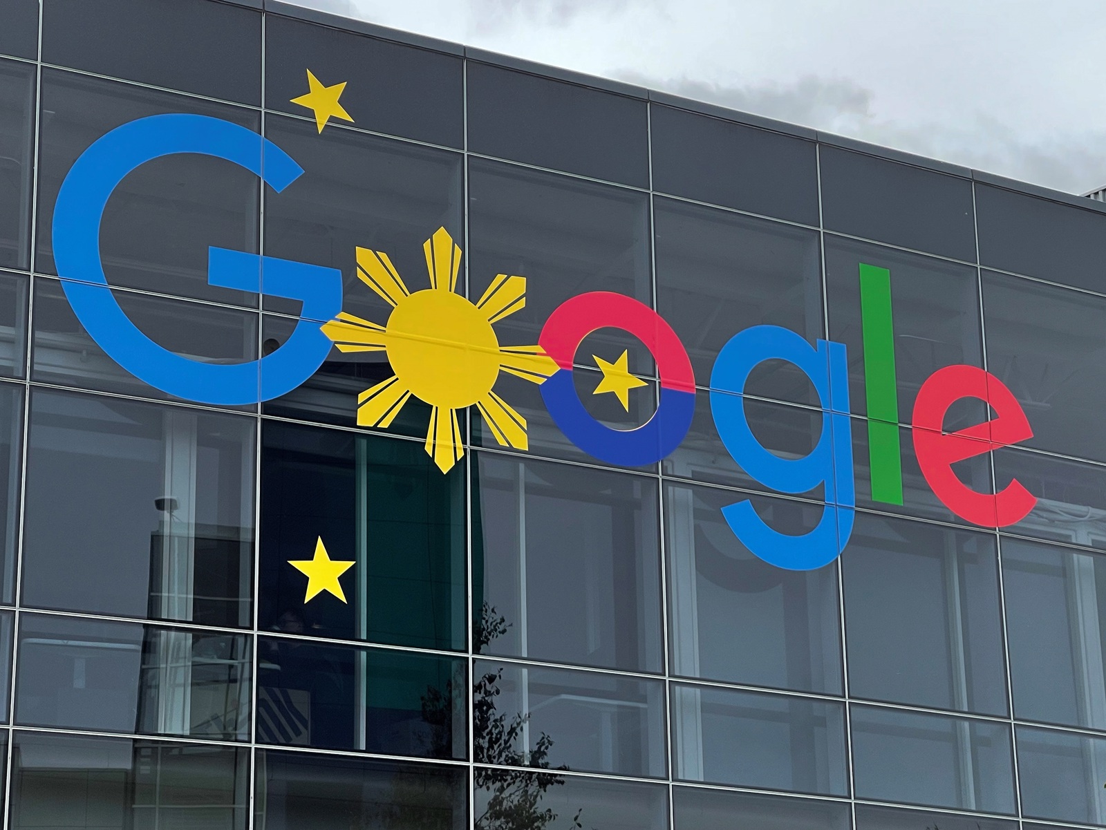 Comisión Europea investiga a Google por usar contenidos online para alimentar la IA