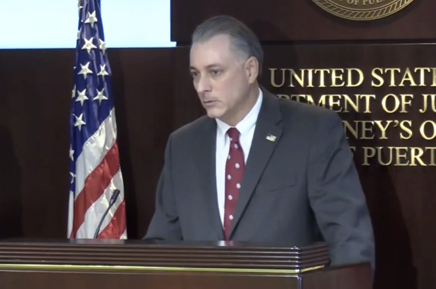 Arrestan a dos hombres por explotación de menores en investigaciones separadas