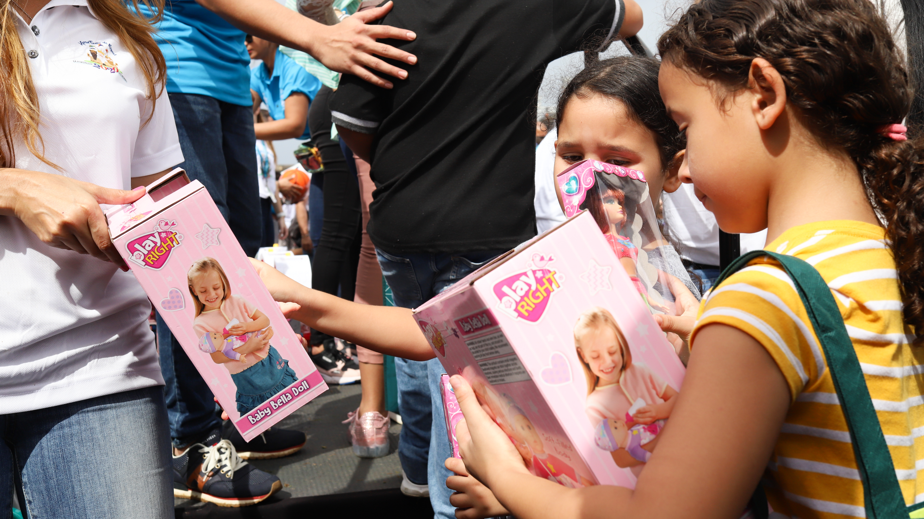 Solicitan regalos para niños y adultos en el corazón de Puerto Rico