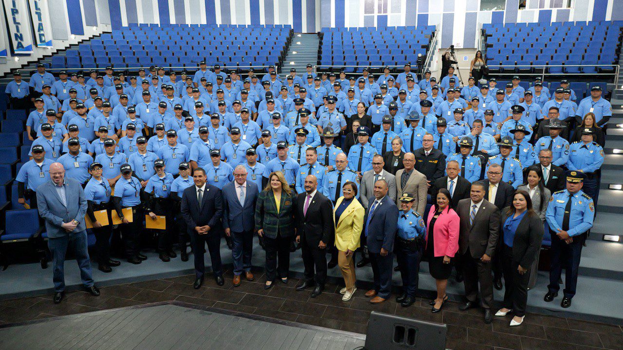 Certifican 132 nuevos agentes a la Policía de Puerto Rico