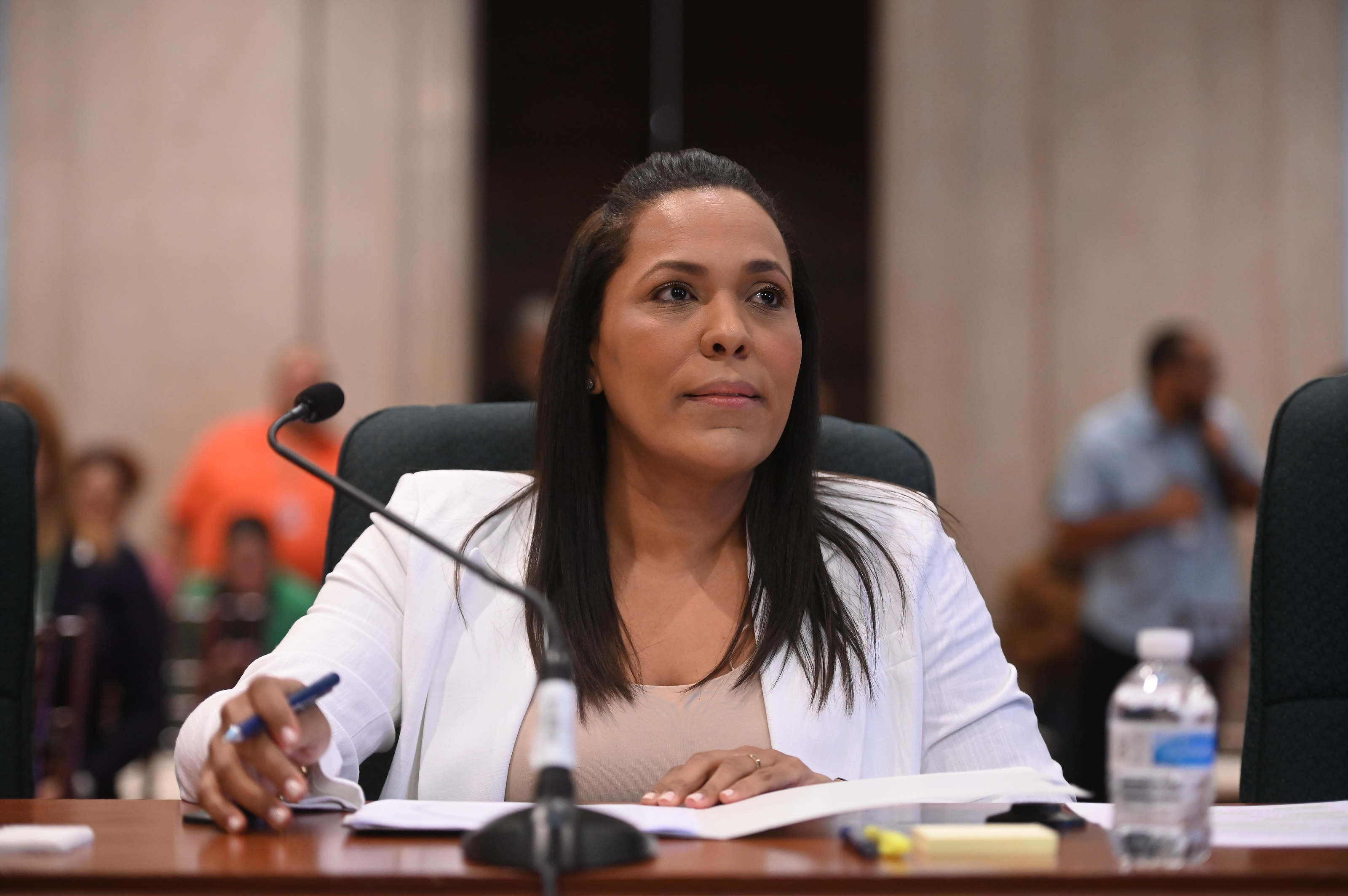 Establecen protocolo de asistencia a ciudadanos afectados por la cancelación de vuelos