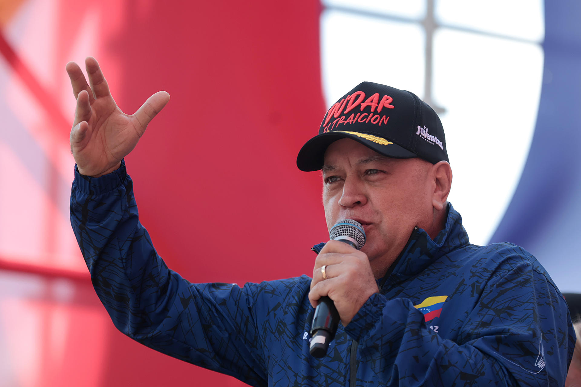Cabello dice que «hasta ahora» son 100 los fallecidos en ataque de EE.UU. a Venezuela